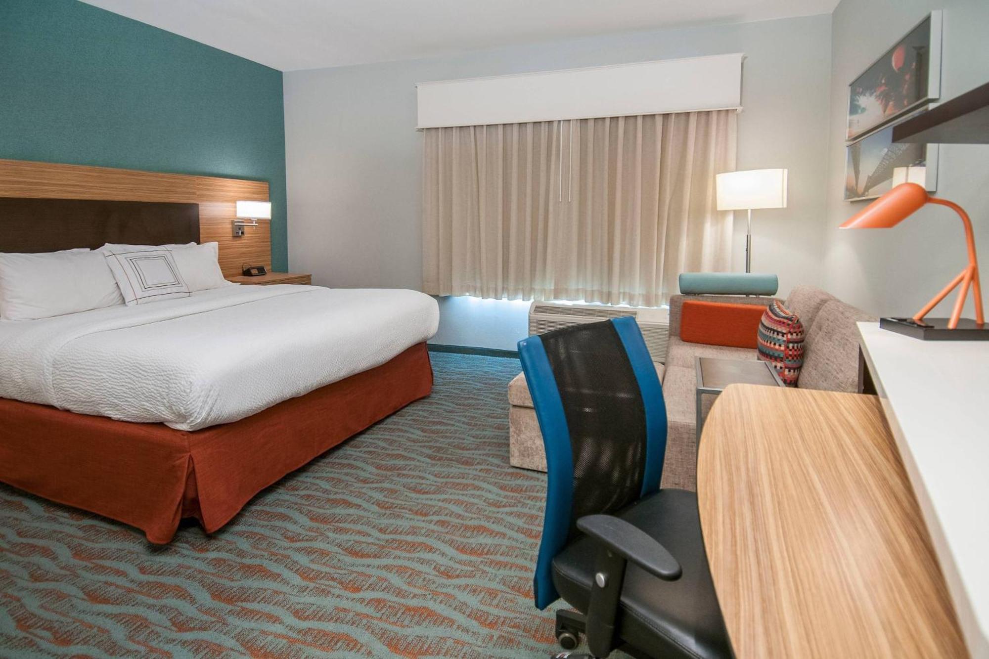 Towneplace By Marriott Riverfront Hotel 3*